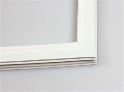 Door seal, Bauknecht fridge & freezer - White